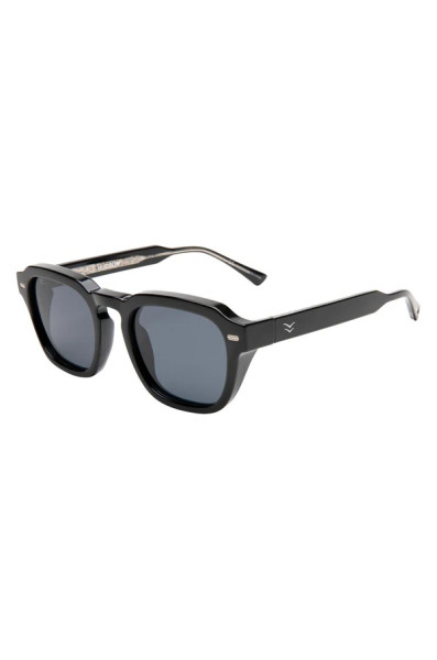 I-sea Hudson: Black / Smoke Polarized Lens